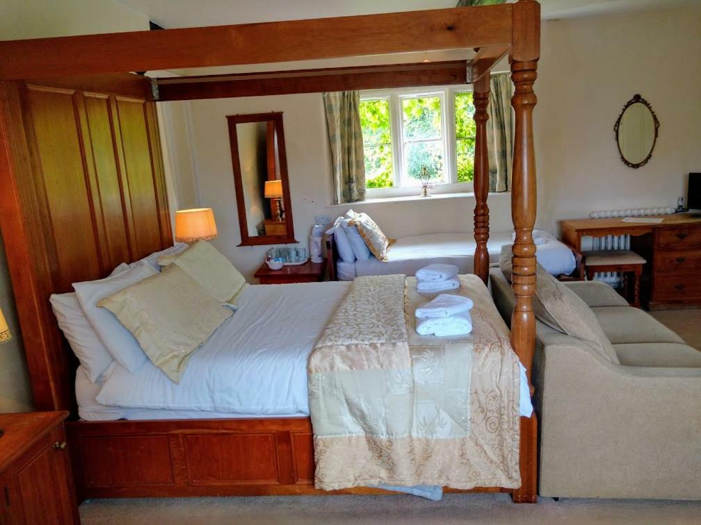 Rangeworthy Court Otel Dış mekan fotoğraf